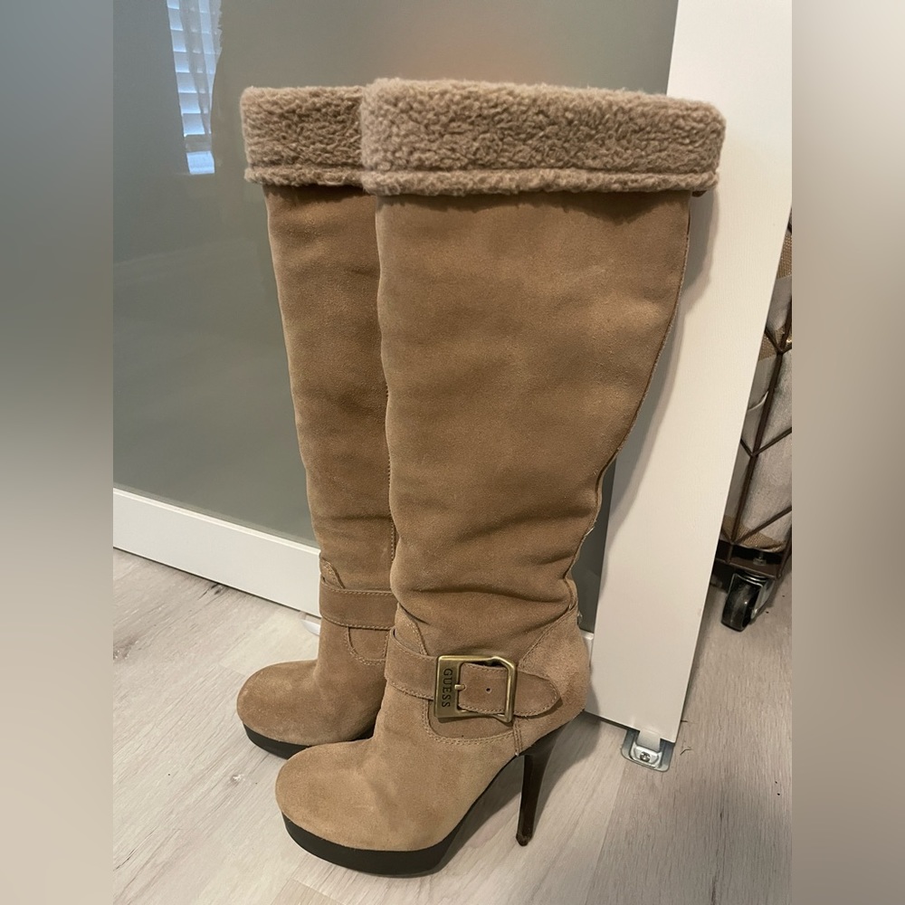 Suede Guess boots size 6